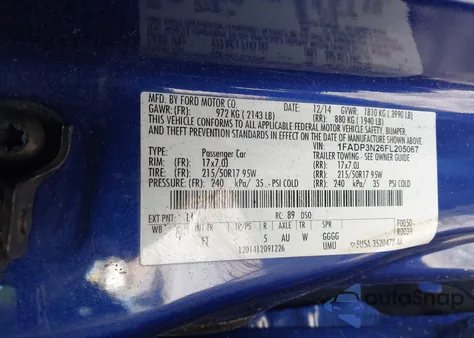 2015 Ford Focus Titanium z USA, uszkodzony, nr VIN 1FADP3N26FL205067